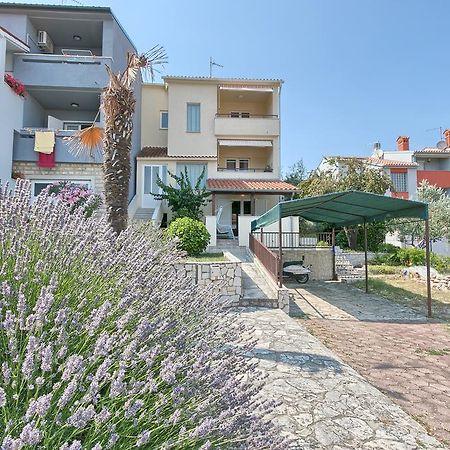 Apartments Veruda Porat Pula Luaran gambar
