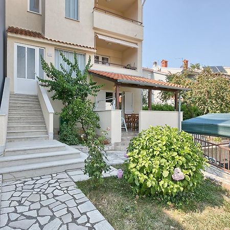 Apartments Veruda Porat Pula Luaran gambar
