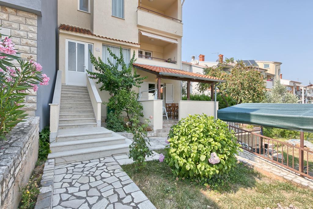 Apartments Veruda Porat Pula Luaran gambar