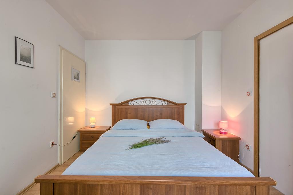 Apartments Veruda Porat Pula Luaran gambar